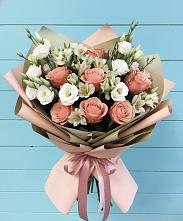 Букет цветов из:  Розы, Альстромерии и Лизиантусы в Байчурово