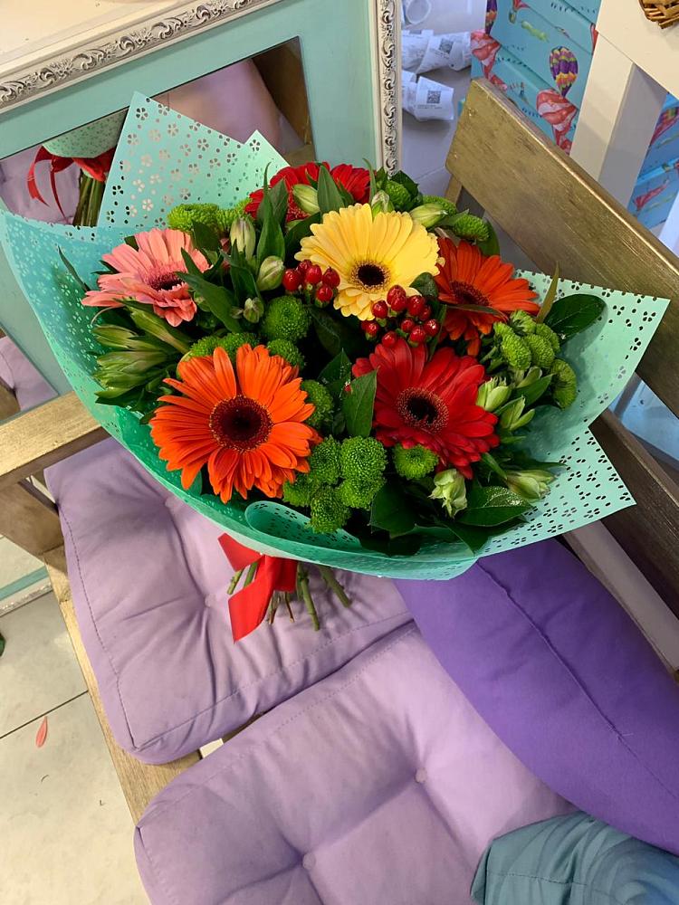 Букет цветов из: Герберы, Хризантемы и Альстромерии в Байчурово