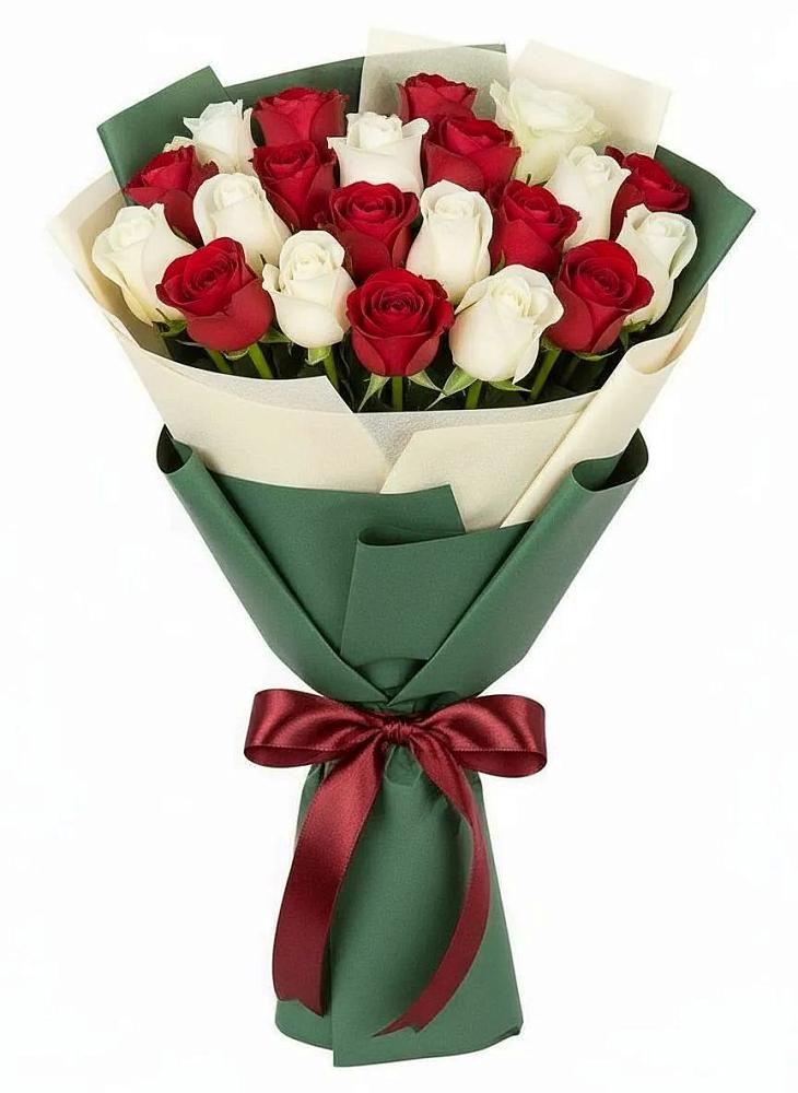 Букет Микс из красных и белых роз в Байчурово