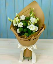 Букет цветов из:  Хризантемы и Лизиантусы в Байчурово