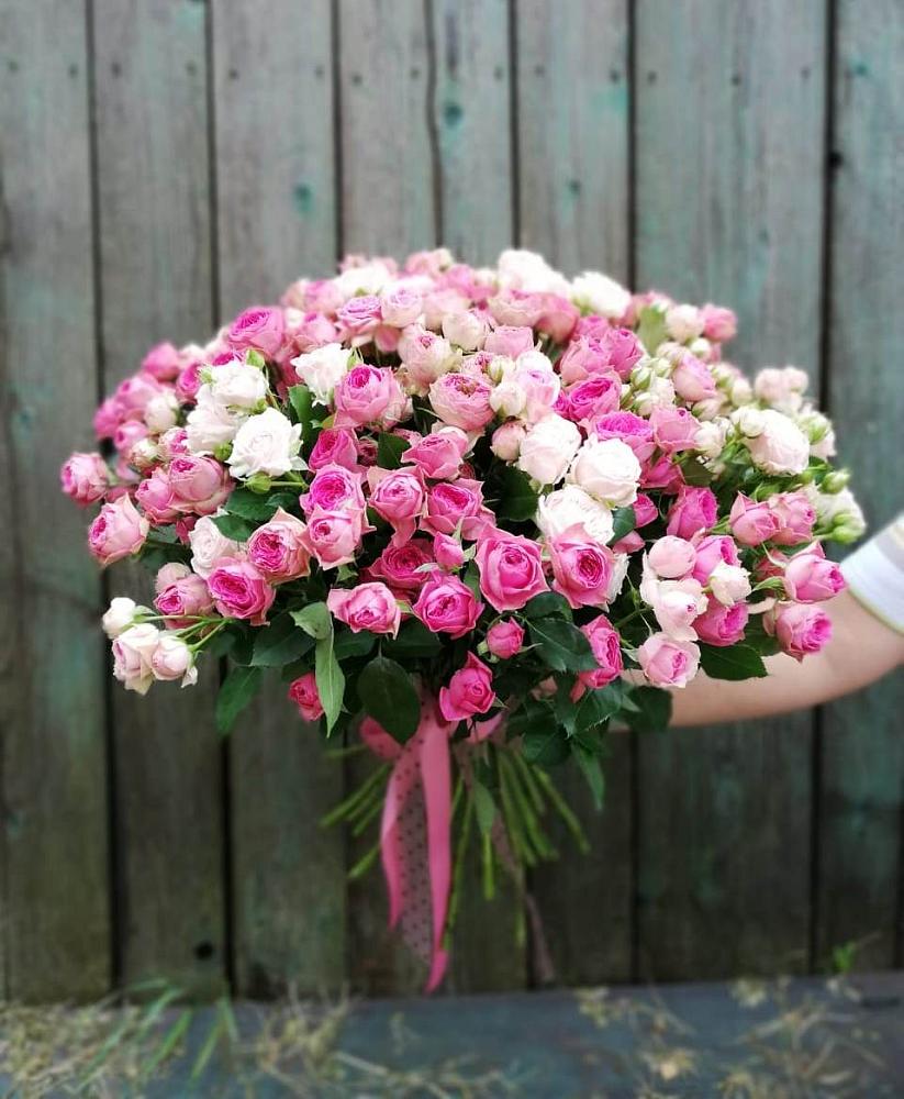 Букет Розовые кустовые розы Натали и Лав Лидия в Байчурово
