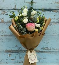 Букет цветов из:  Розы и Лизиантусы в Байчурово